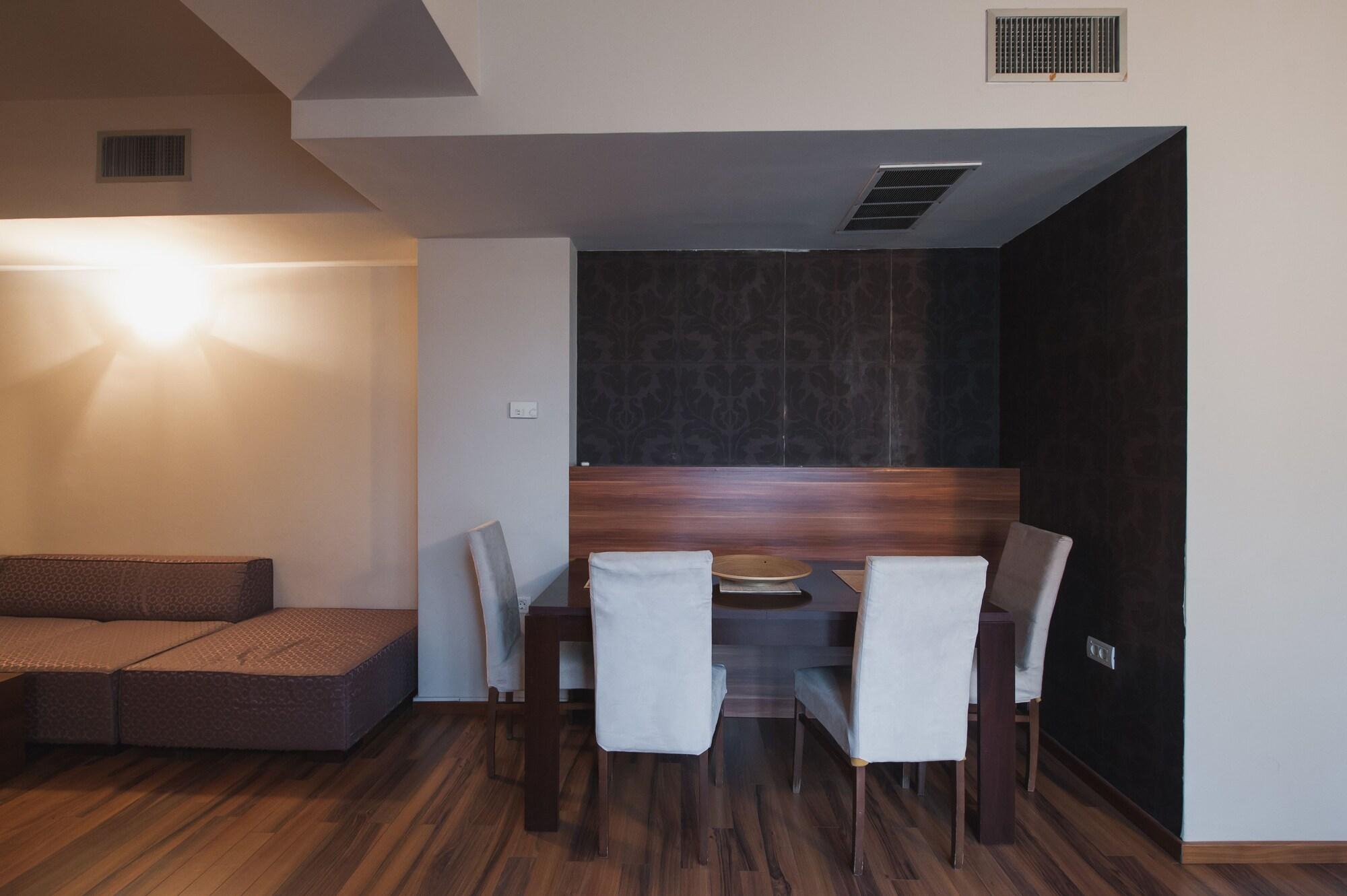 Hotel Hemingway 3*