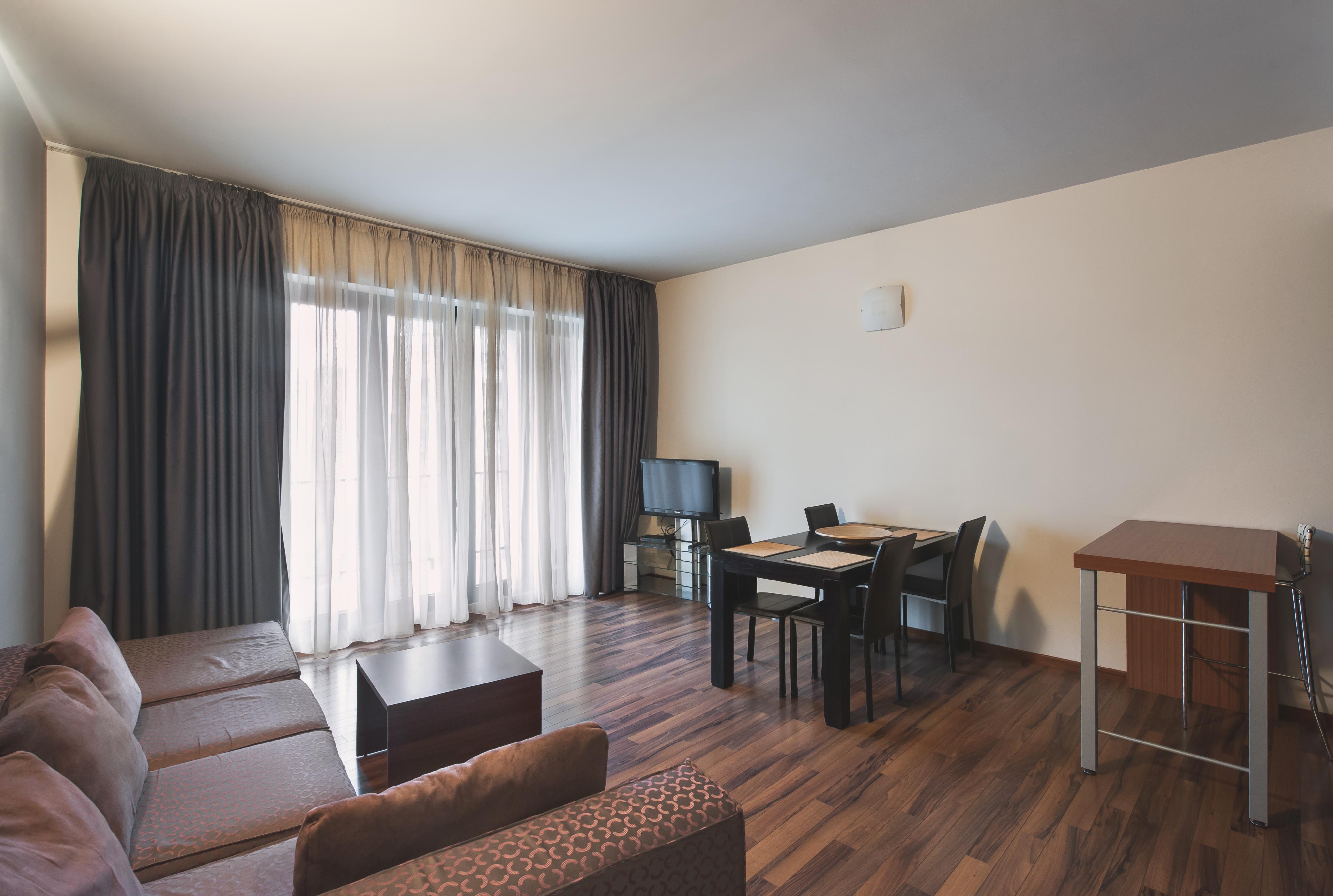 Hemingway Hotel 3*